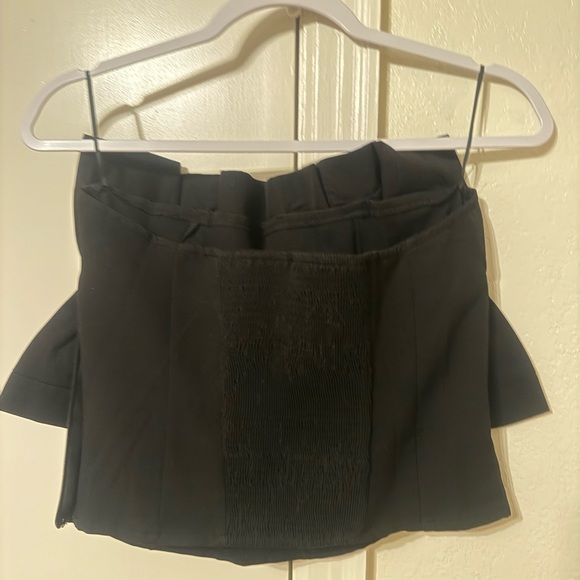 Strapless Women’s Ruffle Top - Picture 2 of 4